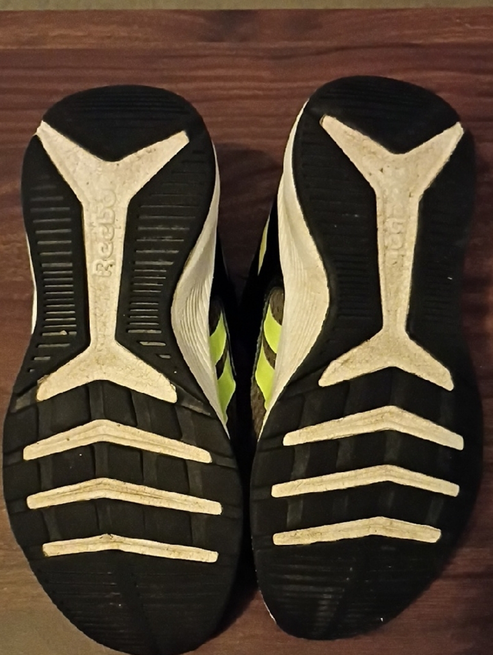 Reebok Kids Sneakers Olive Green Black Camo - Picture 6 of 6